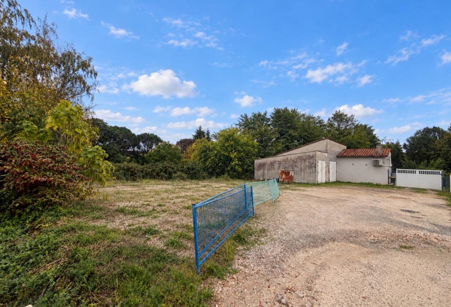 Terrain à vendre de 428 m2 avec double garage à LIBOURNE (33) — photo 1