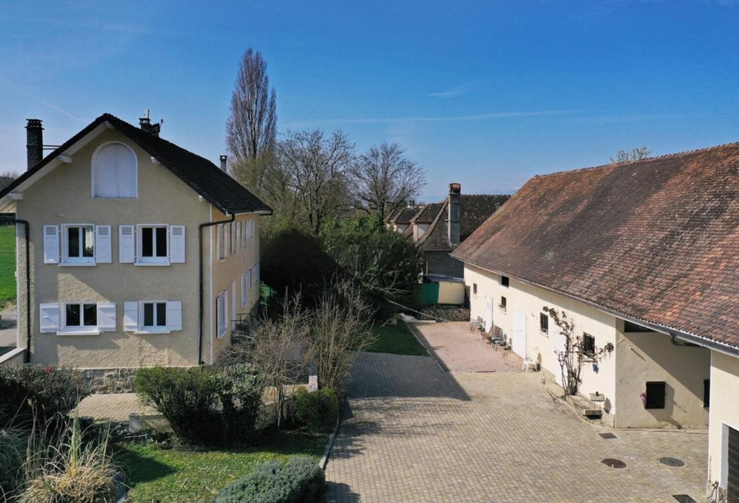 Maison à vendre 6 pièces NERNIER (74) — photo 1