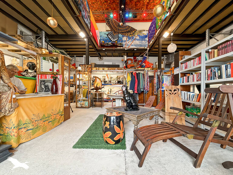 Achat Murs Commerciaux 255 m² Marseille 11 (Saint-Menet) — photo 1