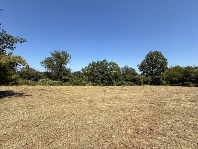 Terrain à bâtir à Monmadalès (24560) — photo du bien