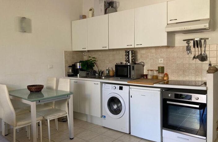 Appartement Lambesc 2 pièce(s) 40 m2 — photo 4