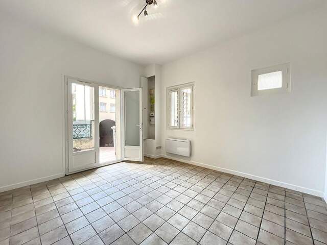 Appartement T2 43m2 emplacement idéal — photo du bien