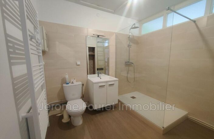 location appartement 3 Pièce(s) — photo 2