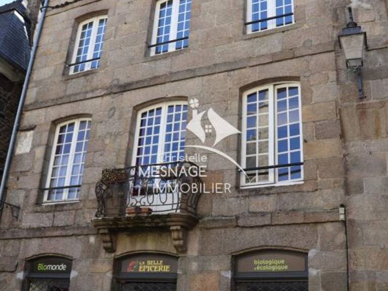 À vendre chez Christelle Mesnage Immobilier - DINAN CENTRE - — photo 1