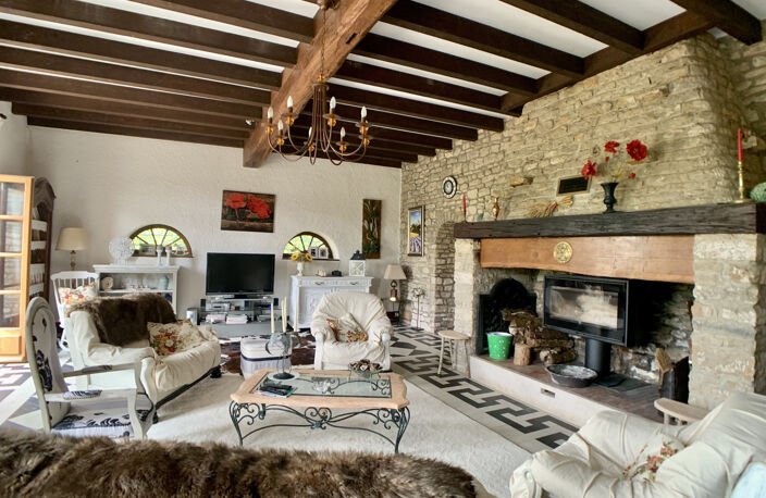DEMEURE DE CHARME avec terrain alliant matériaux nobles au c — photo 3
