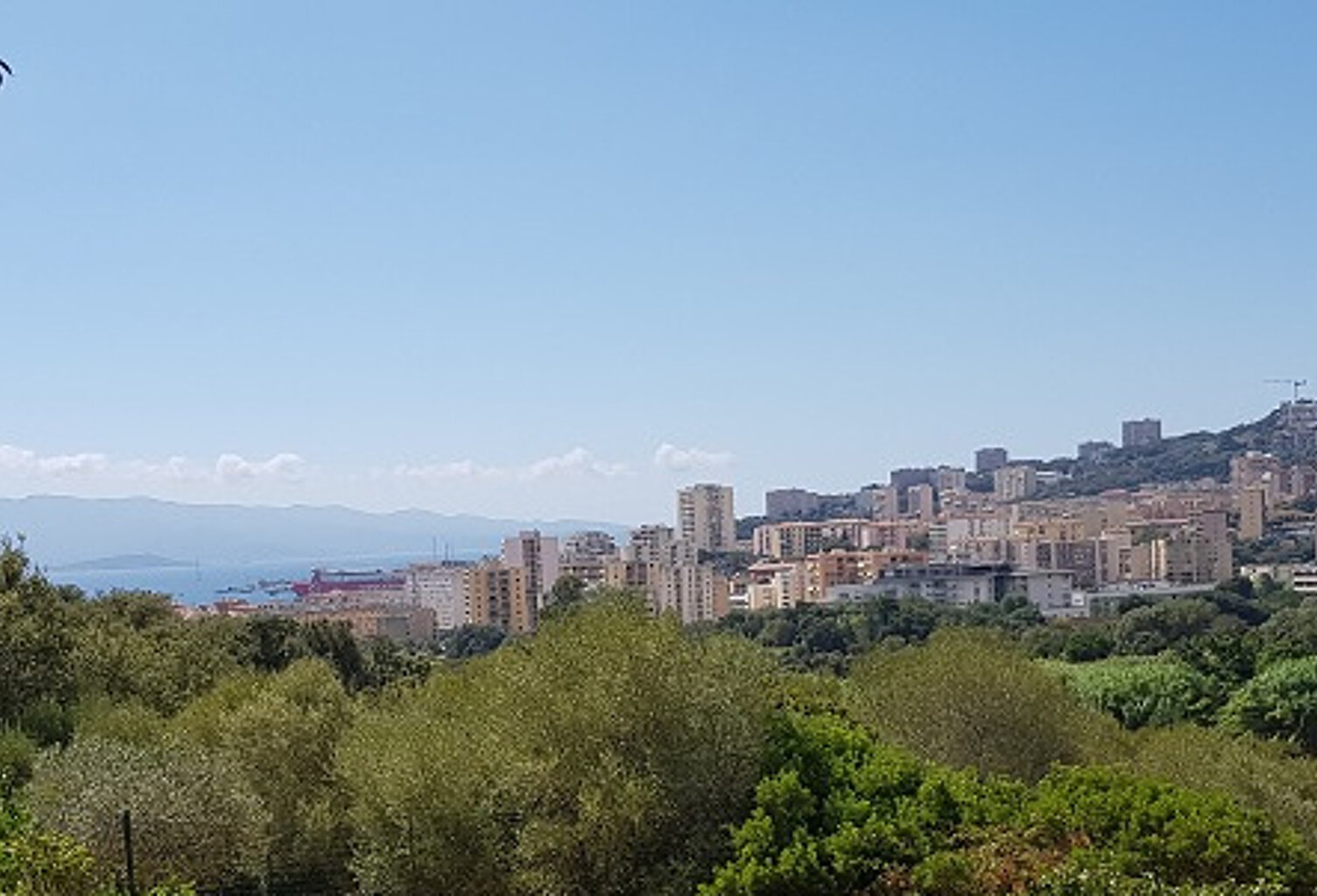 Ajaccio Maison de 90m2 Terrain 3000m2 proche commodités — photo 1