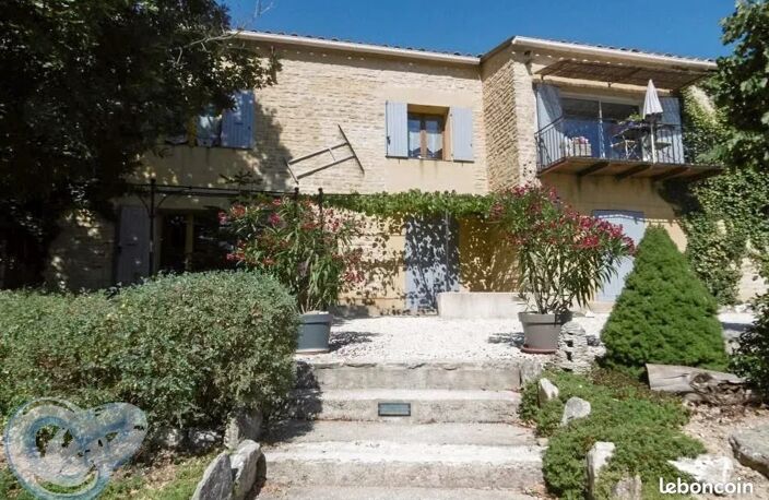 Ancienne bergerie entièrement restaurée de 227 m² habitables sur — photo 2