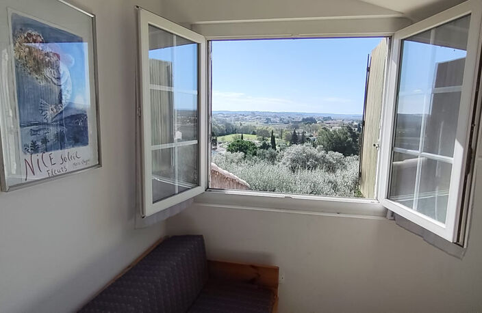 Maison familiale avec vue et terrain d'oliviers 2200 m2   6 — photo 4