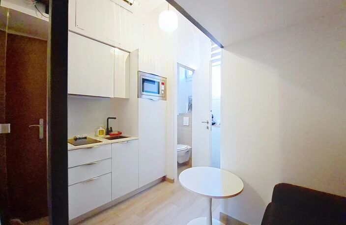 VENTE STUDIO CANNES - BANANE — photo 4