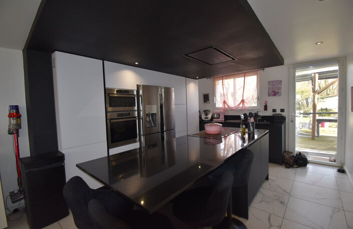 CINTEGABELLE- Maison 6 pièces 165 m2 — photo 2