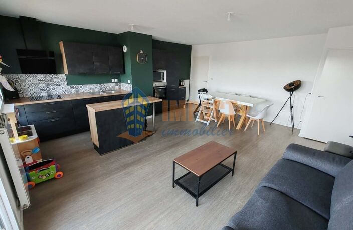 LILLE FAUBOURG D'ARRAS: Appartement de 2020, 3 chambres avec terrasse — photo 2