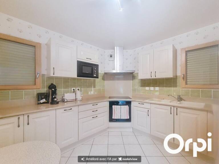 À LOUER – Appartement T2 au cœur de Saint-Flour — photo 1