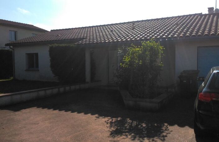 CASTELNAU D'ESTRETEFONDS - VILLA T5 DE 112 M2 DE PLAIN PIED — photo 2