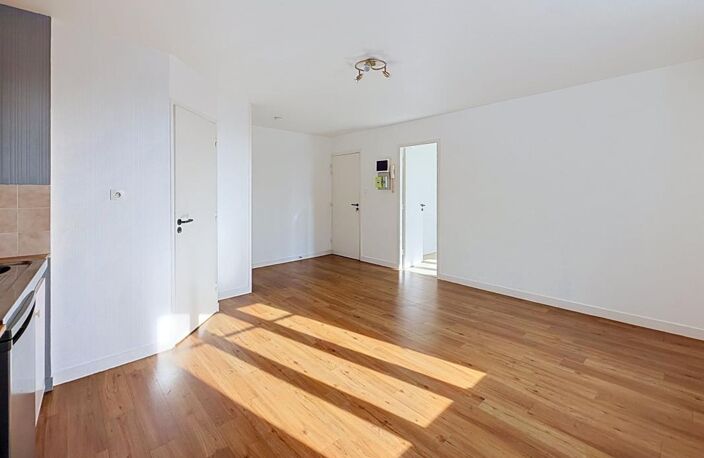 LOCATION : appartement T2 (41 m²) à BREST - Quartier Recouvrance — photo 2
