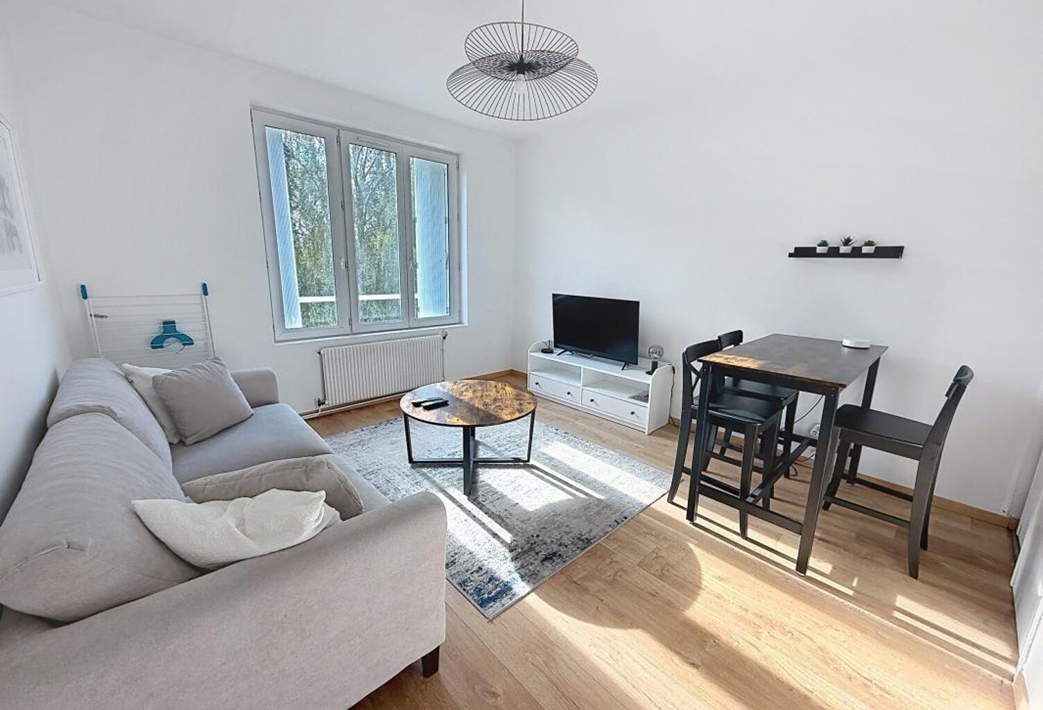Appartement À Louer — photo 1