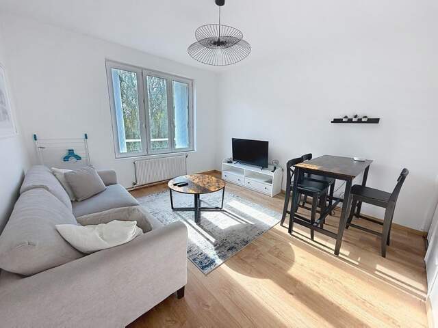 Appartement À Louer — photo du bien