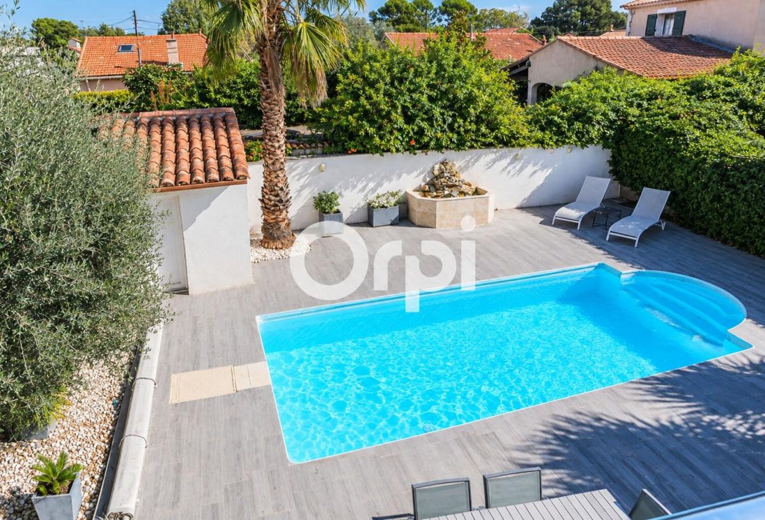 EXCLUSIVITÉ – MARSEILLE 12E – PROPRIÉTÉ D’EXCEPTION 175 M² HABITABLES – 246 M² AU SOL – PISCINE – PRESTATIONS HAUT DE GAMME — photo 1
