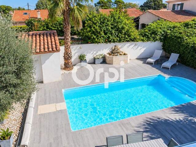 EXCLUSIVITÉ – MARSEILLE 12E – PROPRIÉTÉ D’EXCEPTION 175 M² HABITABLES – 246 M² AU SOL – PISCINE – PRESTATIONS HAUT DE GAMME — photo du bien