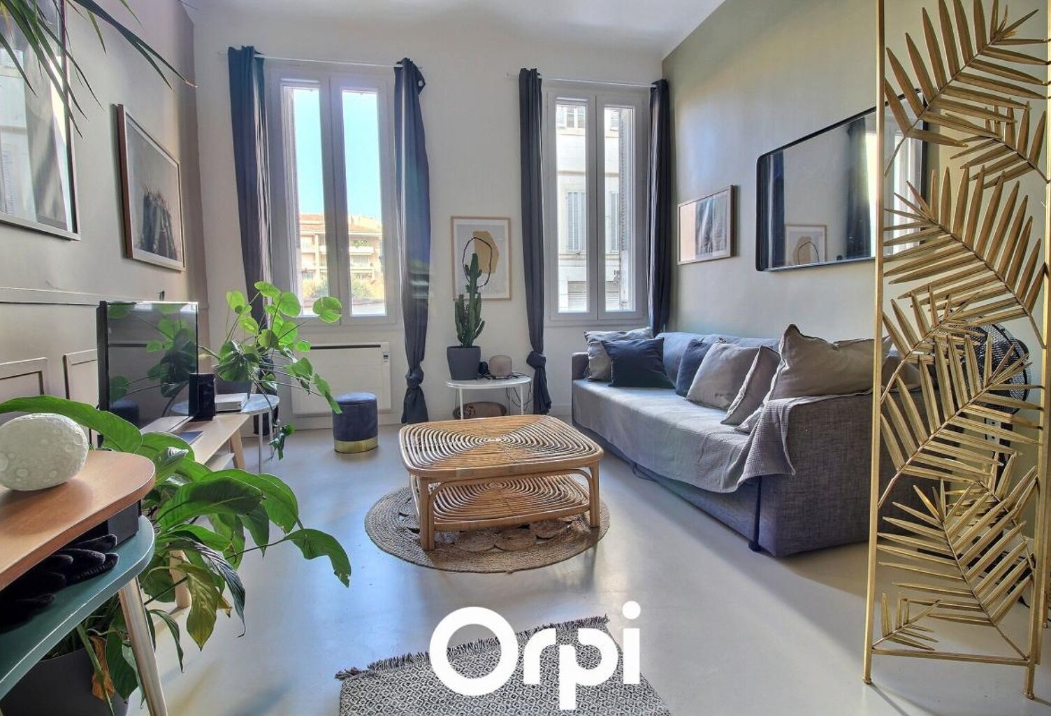 Appartement À Louer — photo 1