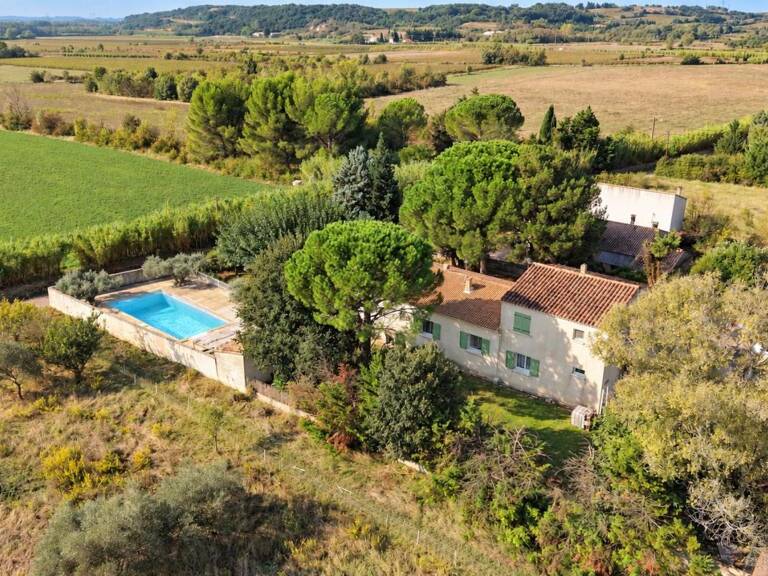 Maison à vendre Théziers 7 pièces 152m², Abris voitures, Atelier, Jardin, Piscine, Pool house — photo 1
