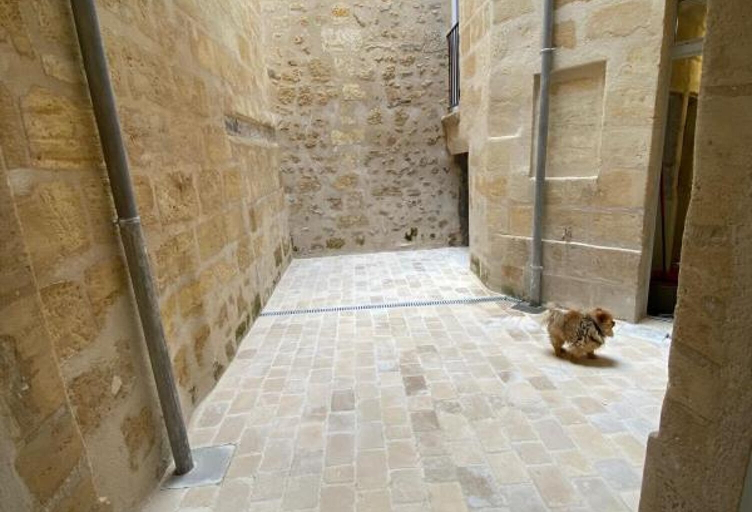 Appartement À Vendre — photo 1