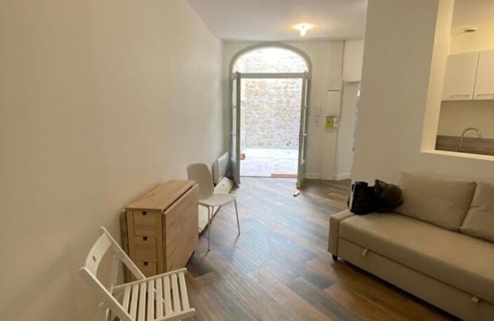 Appartement À Vendre — photo 2