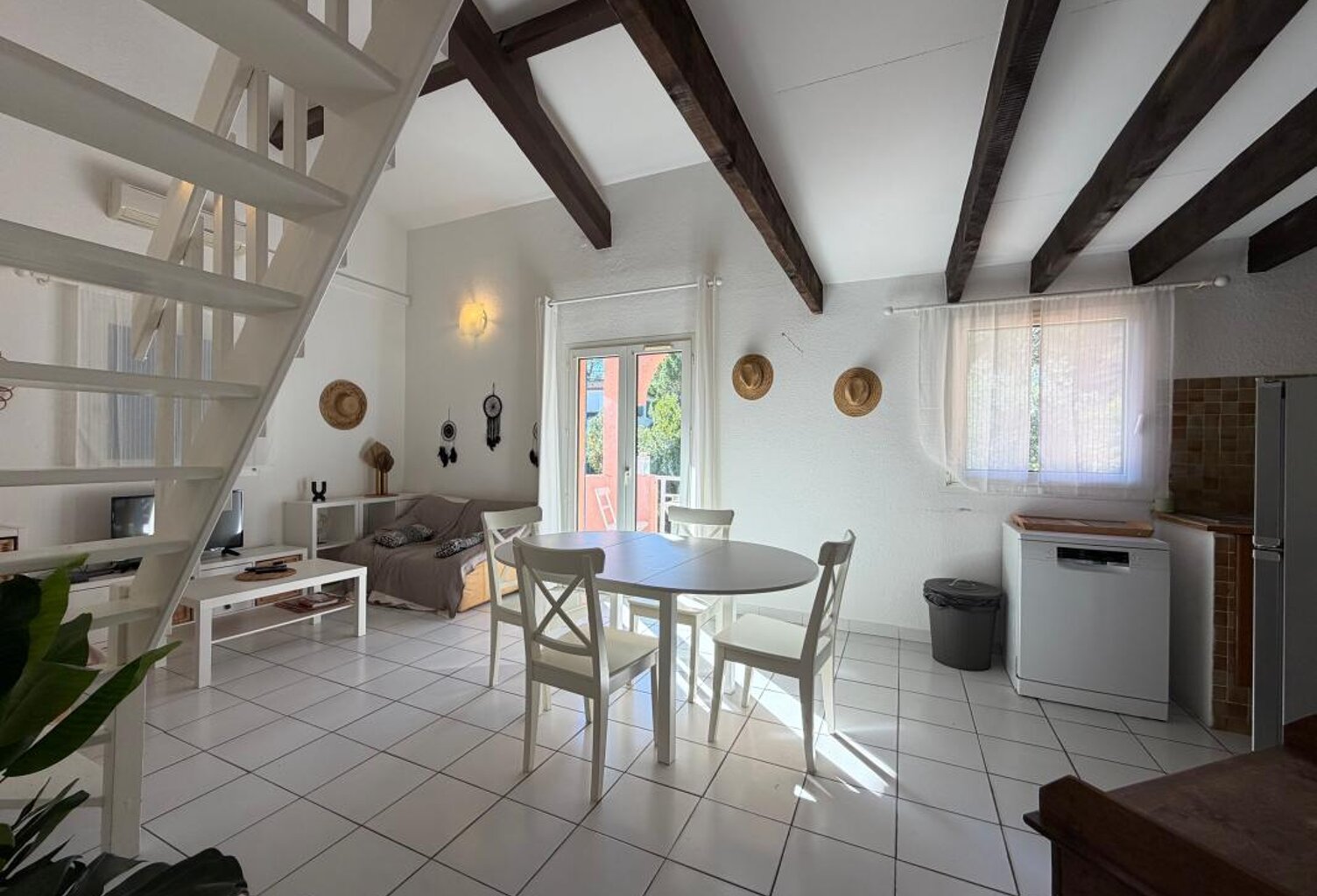 Appartement À Louer — photo 1