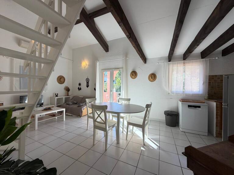Appartement À Louer — photo 1