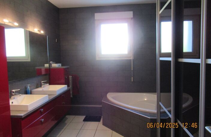 Maison de 127m2 à louer sur Grézieu-la-Varenne — photo 5