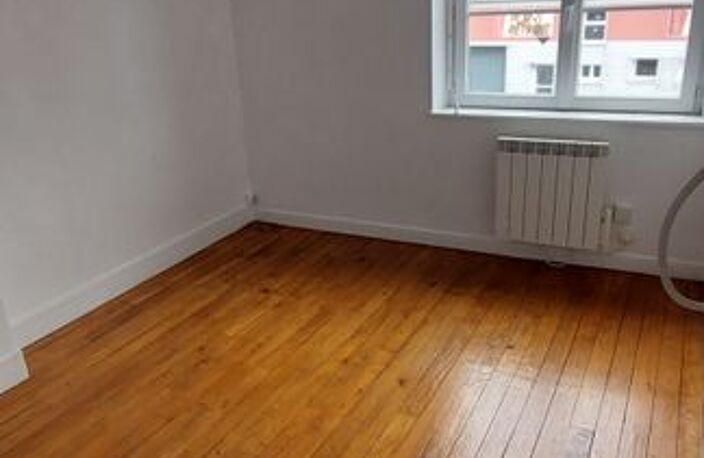 Appartement de 75m2 à louer sur Saint-Jean-d'Elle — photo 2