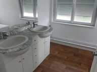 Appartement de 75m2 à louer sur Saint-Jean-d'Elle — photo 4