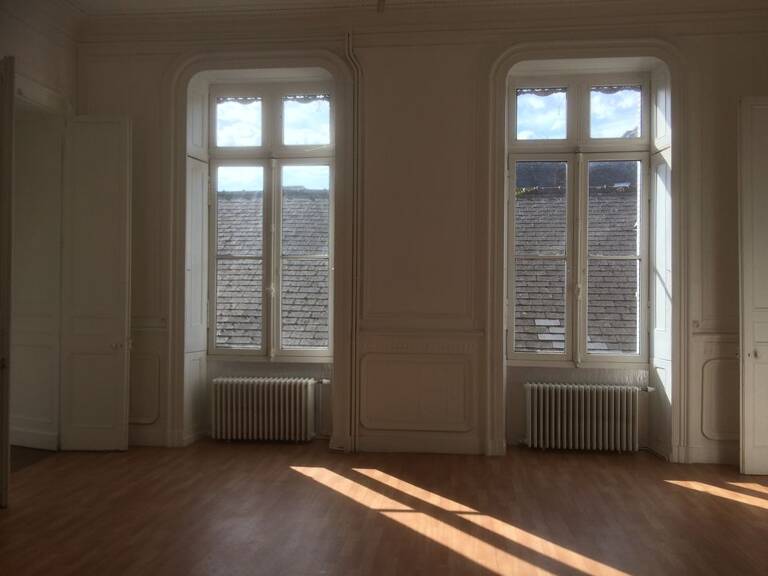Appartement de 92m2 à louer sur La Guerche-de-Bretagne — photo 1