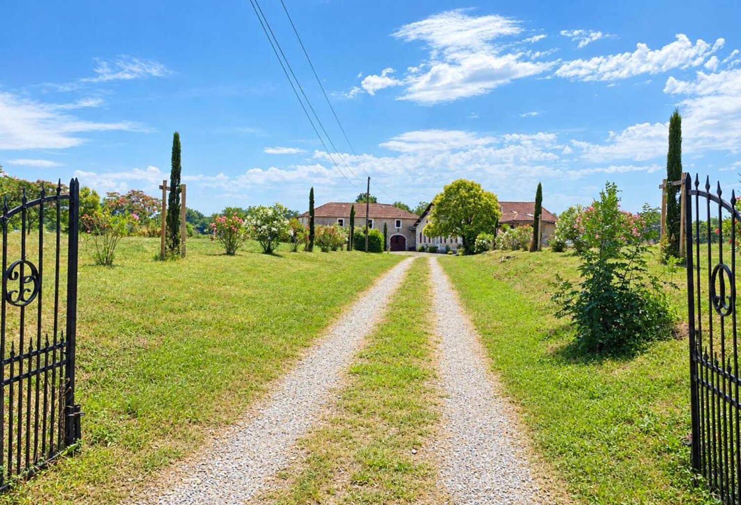 Maison À Vendre dépendances et piscine — photo 1