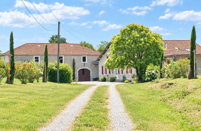 Maison À Vendre dépendances et piscine — photo 2