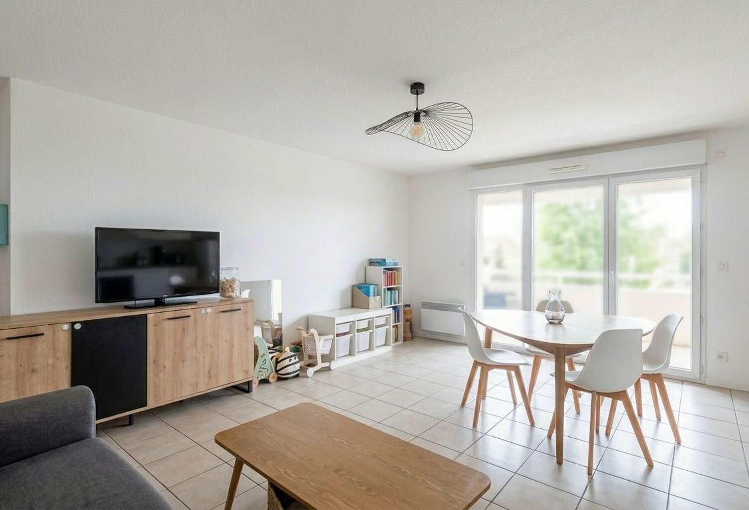 DAX – T3 Lumineux avec Terrasse, Piscine et Parking — photo 1