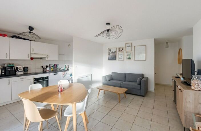 DAX – T3 Lumineux avec Terrasse, Piscine et Parking — photo 2