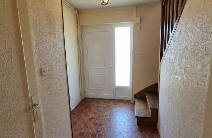 À SAISIR — Maison Guénange de 115 M² - 5 Chambres possibles — photo 3