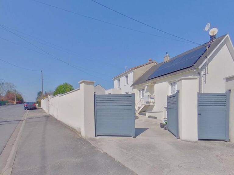 Maison À Vendre — photo 1