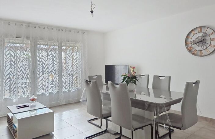 Maison CHEVILLY — photo 4