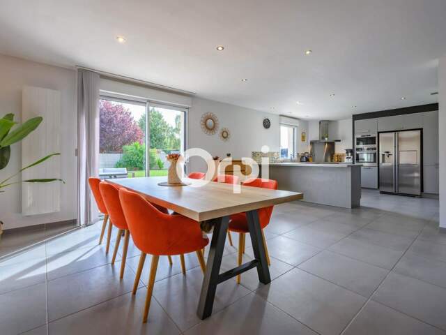 Belle maison individuelle de 135㎡ de semi plain-pied, 4 chambres, 1 bureau, 3 stationnements privatifs sur la commune de Haisnes — photo du bien