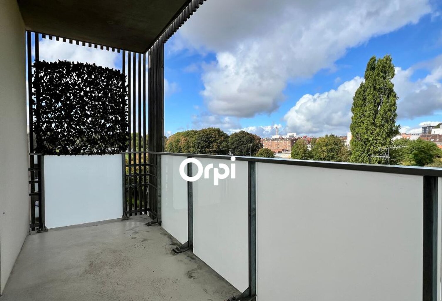 Studio dans une résidence sécurisée de Lens — photo 1