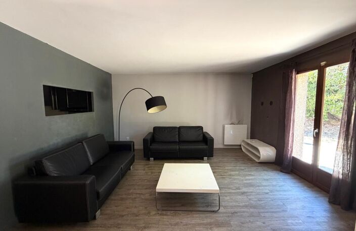 COLOMIERS - Maison meublé T4 à louer avec jardin — photo 3
