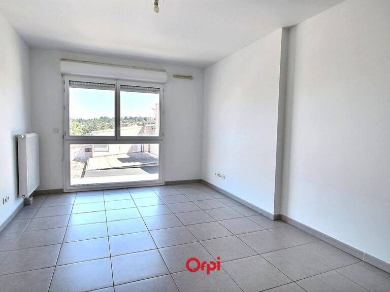Appartement À Louer — photo 1