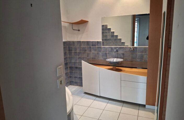 TOULOUSE / PLACE DUPUY / APPARTEMENT 35 M² PLATEAU / A AMENAGER / AVEC ASCENSEUR — photo 2