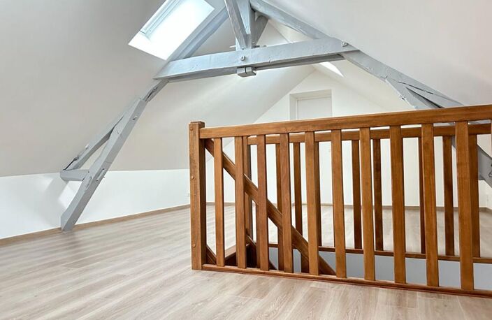 Appartement meublé F2 à louer à la Ferté Saint Aubin — photo 2