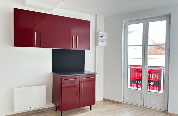 Appartement meublé F2 à louer à la Ferté Saint Aubin — photo 3