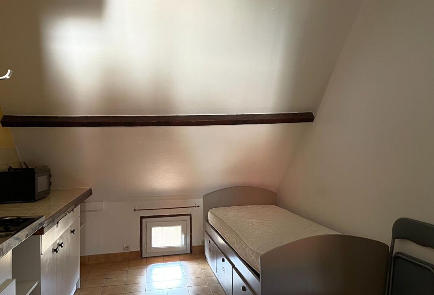 Studio meublé à la location sur La Ferté Saint Aubin — photo 1