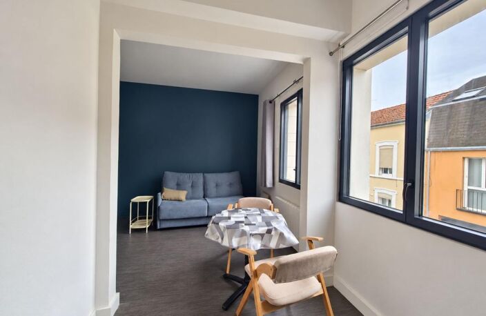 Appartement À Louer — photo 2