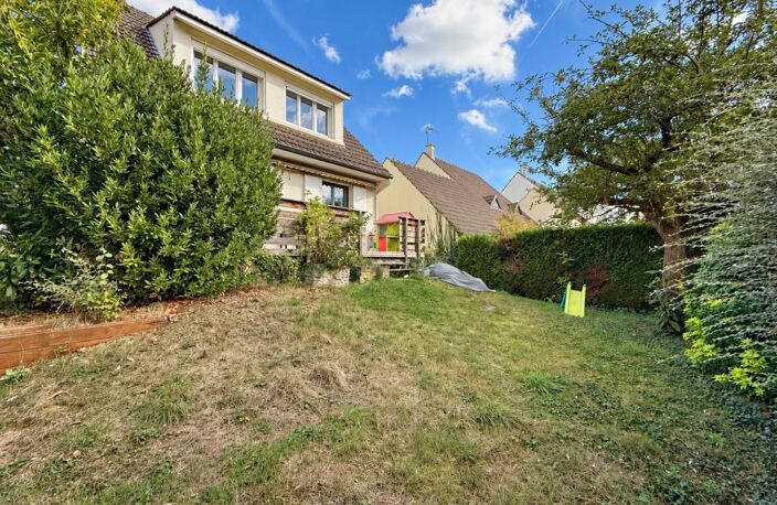 Maison À Vendre Secteur Rare avec Jardin et Garage — photo 5
