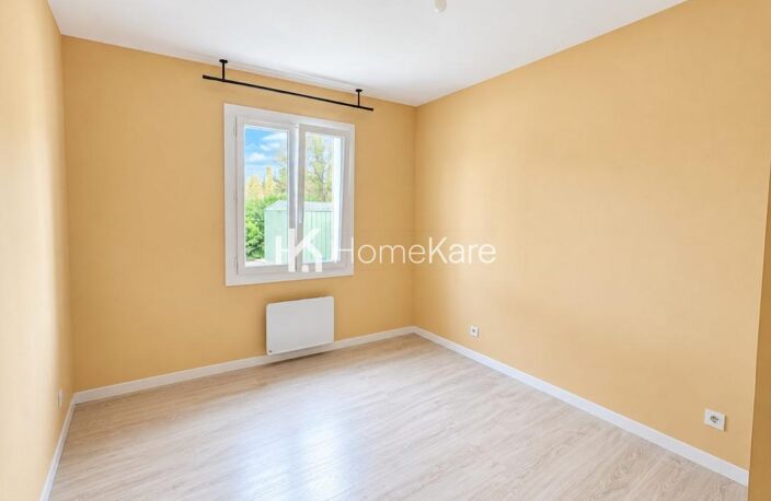 SPACIEUSE MAISON FAMILIALE AVEC PISCINE — photo 4
